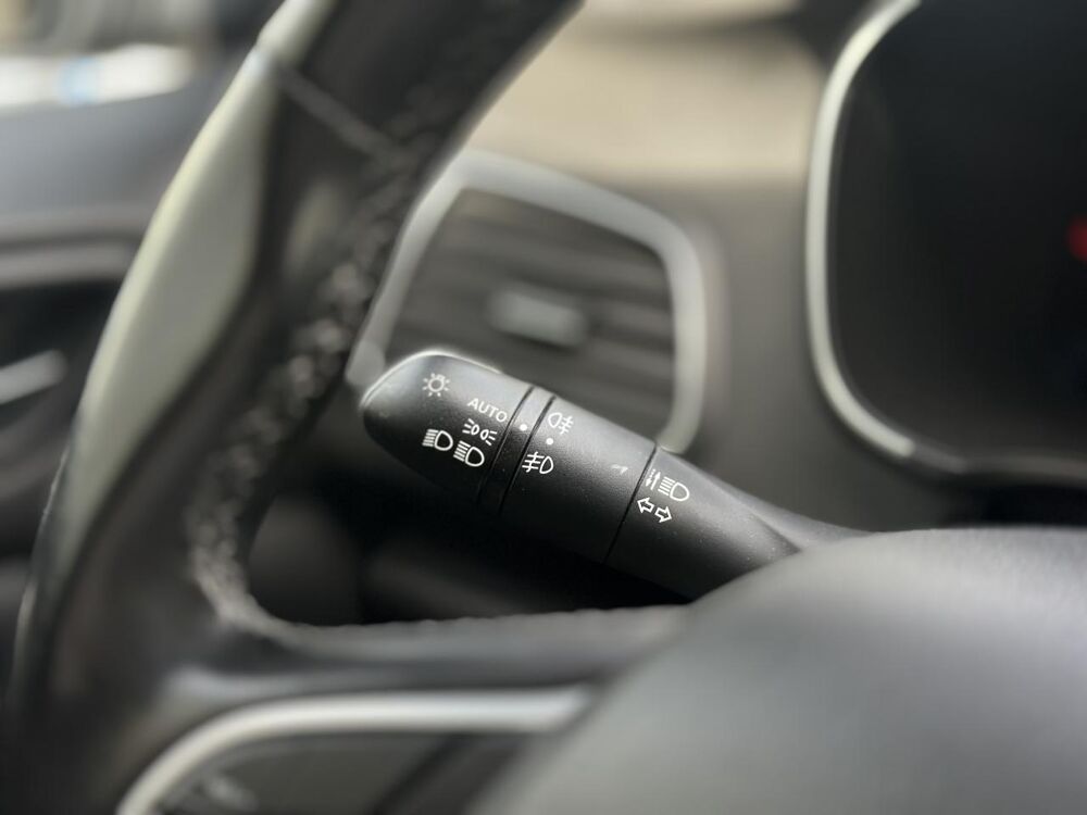 M&eacute;gane IV 1.5 dCi 115 IV Intens + CARPLAY + CAMERA + TETE HAUTE 2021 occasion 13760 Saint-Cannat