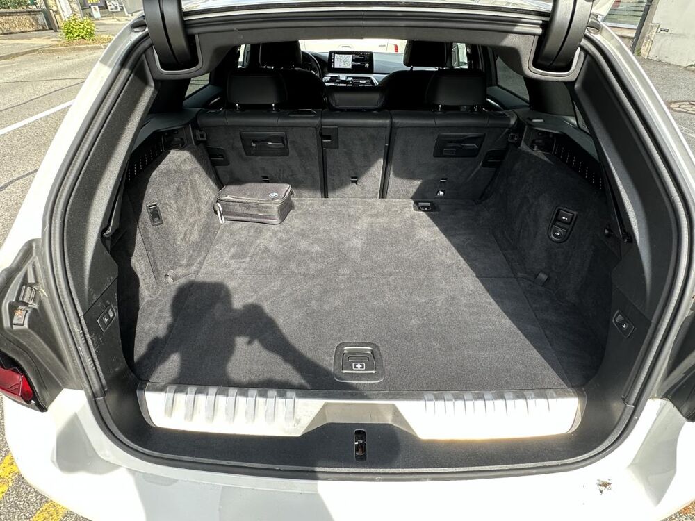 S&eacute;rie 5 530e 292 M Sport xDrive Touring Steptronic G31 LCI 2023 occasion 78760 Jouars-Pontchartrain