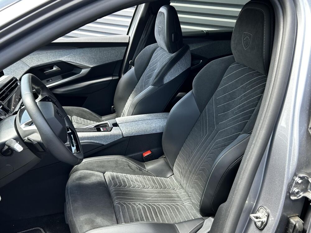 5008 1.2i Hybrid 145 GT e-DCS6 7pl  GPS  Alcantara  DriveAssis 2025 occasion 34190 Ganges