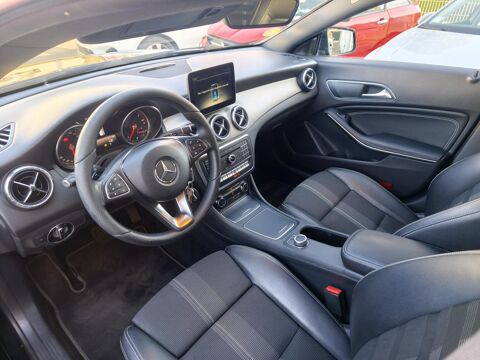 Classe CLA 220 d - BV 7G-DCT SHOOTING BRAKE - BM 117 Sensation 4-Matic 2017 occasion 38400 Saint-Martin-d'H&egrave;res