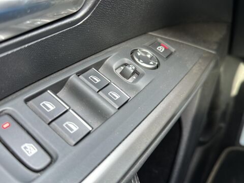 3008 1.2 hybrid 145 gt e-dcs6 2025 occasion 85150 Les Achards