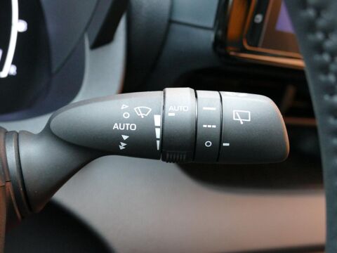 Yaris IV HYBRID 116H DESIGN - BV e-CVT 2025 occasion 77090 Coll&eacute;gien