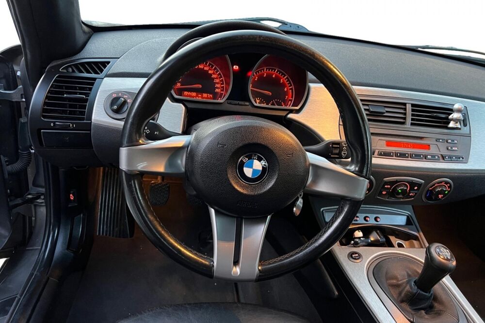 Z4 Roadster 2.5i - 192 BVM5 ROADSTER E85 2003 occasion 78760 Jouars-Pontchartrain