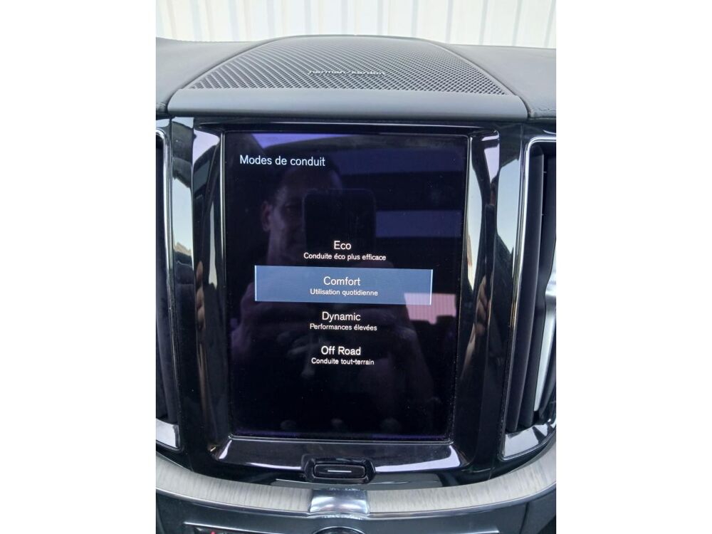 XC60 B4 Micro-Hybride Diesel / 197 Ch / BVA Geartronic / Finitio 2021 occasion 50640 Le Teilleul