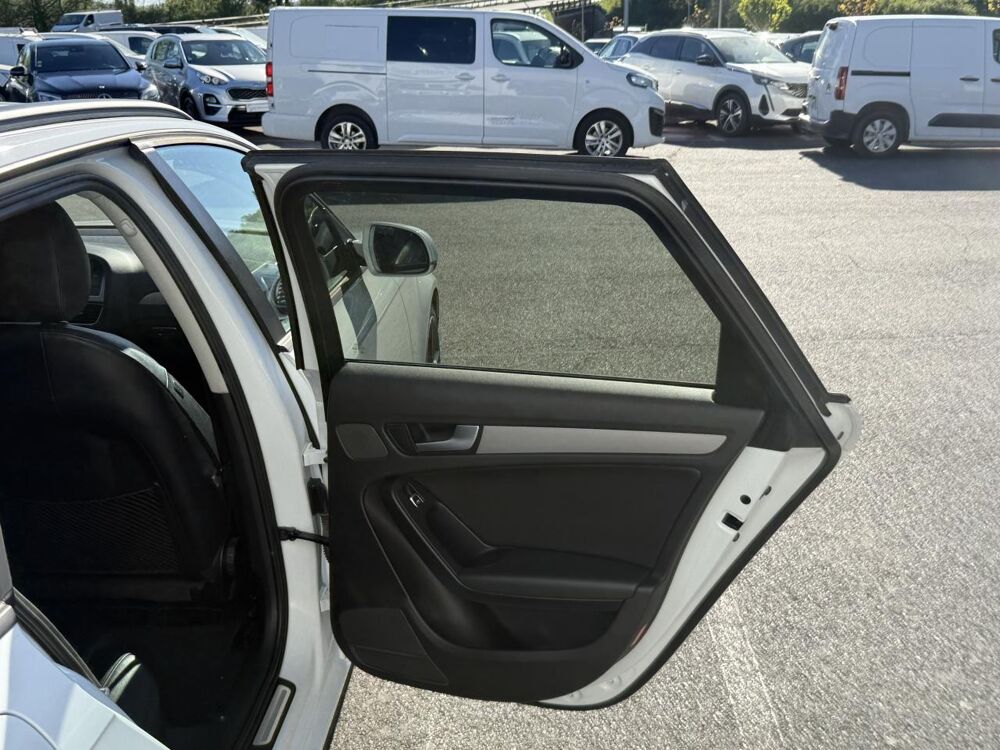 A4 Avant 2.0 TDI DPF Ultra Clean Diesel - 136 Attraction GPS + 2014 occasion 19100 Brive-la-Gaillarde
