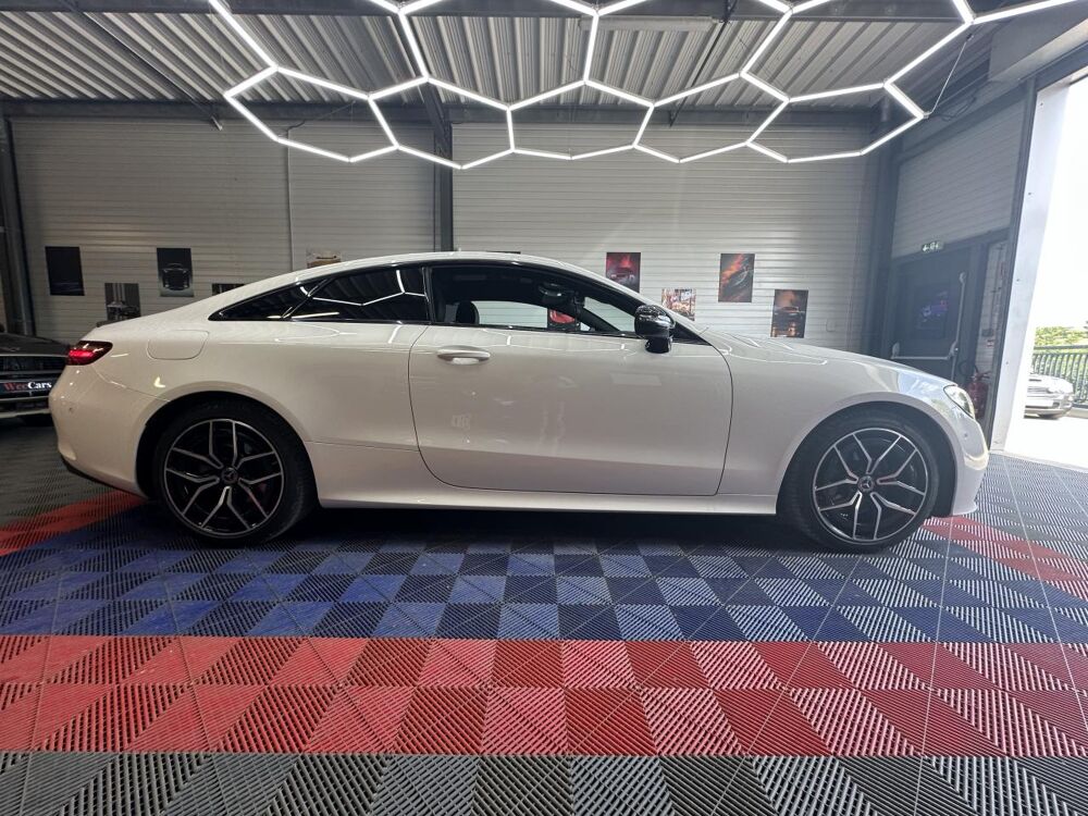 Classe E COUPE 2.0 220 D 195 AMG LINE 4MATIC 9G-TRONIC BVA 2022 occasion 33370 Artigues-pr&egrave;s-Bordeaux