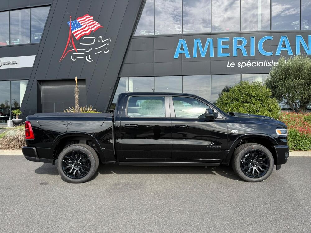 RAM 1500 CREW LIMITED NIGHT EDITION BOX HAYON MULTI V8 5,7L 2026 occasion 91830 Le Coudray-Montceaux
