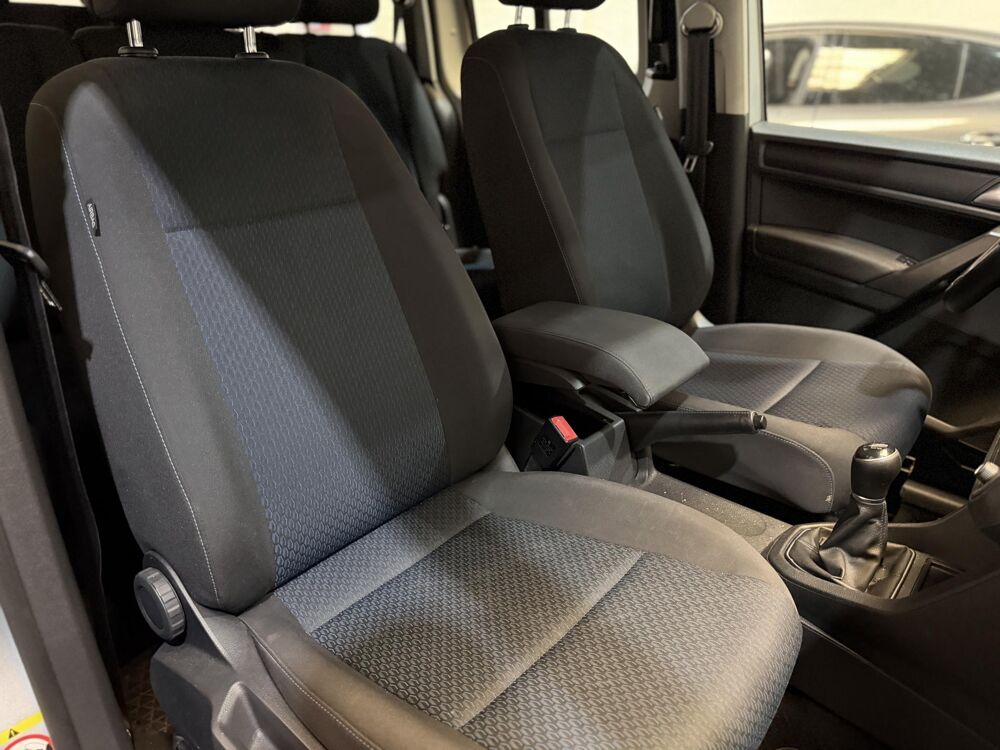 Caddy Maxi 2.0 TDI 102CH 7pl Trendline - GARANTIE 12 MOIS 2019 occasion 94360 Bry-sur-Marne
