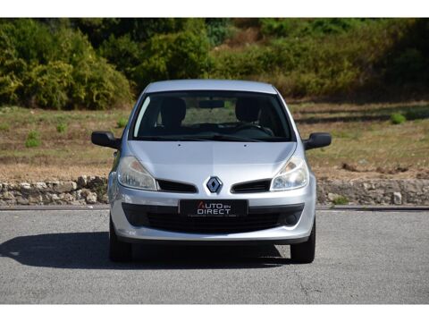 Clio 1.2i 16V - 75 III 2007 occasion 06250 Mougins