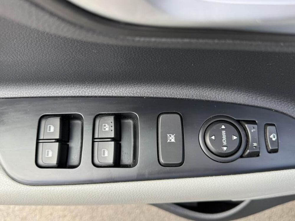 Stonic 1.0 T-GDI MHEV - 120 - BV DCT Premium GPS + CAMERA AR + CLI 2021 occasion 19100 Brive-la-Gaillarde