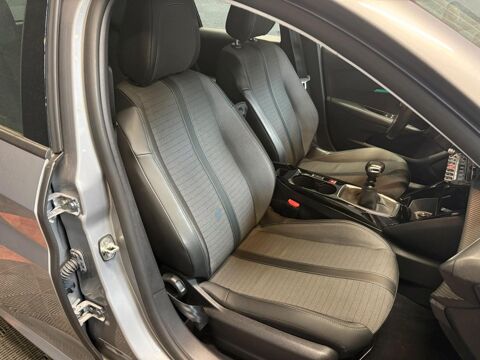 208 1.2i PureTech 12V S&S - 100 II 2019 BERLINE Allure PHASE 1 2019 occasion 33700 M&eacute;rignac