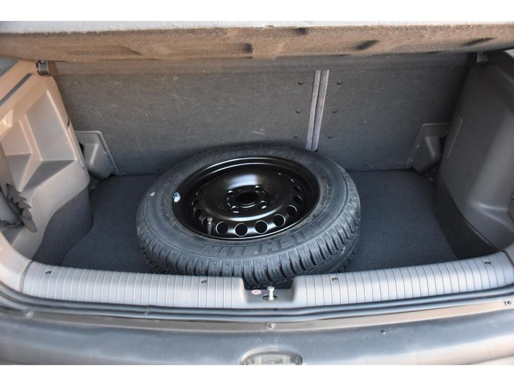 Corsa 1.4i 16V - 90 - BVA B 1993 BERLINE Viva PHASE 1 1995 occasion 06250 Mougins
