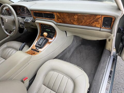 XJ 3.2i 1995 occasion 38330 Montbonnot-Saint-Martin