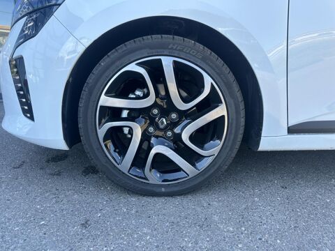 Clio 1.6 E-Tech Hybride - 145 - BVA multi-modes 2025 V Evolution 2025 occasion 33450 Montussan
