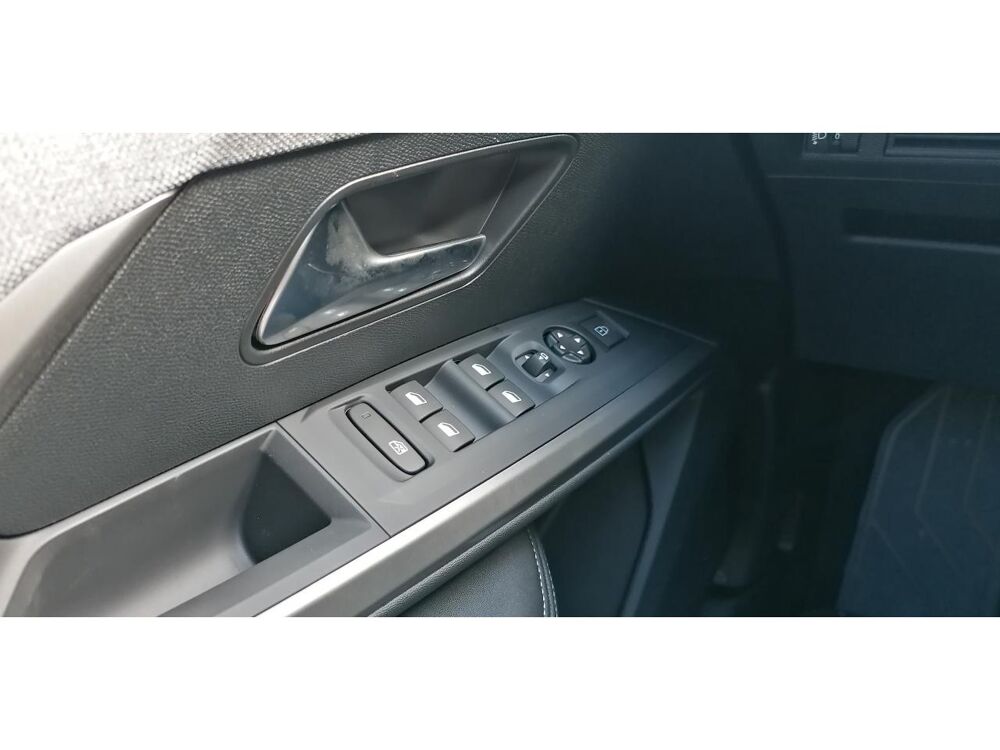 3008 1.2i Hybrid 145 e-DCS6 Allure +PK PANORAMIC NAVIGATION 2025 occasion 81580 Soual