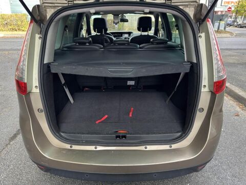 Sc&eacute;nic Grand 1.5 dCi FAP - 110 - BV EDC - 7pl GRAND III MONOSPACE 2013 occasion 77185 Lognes