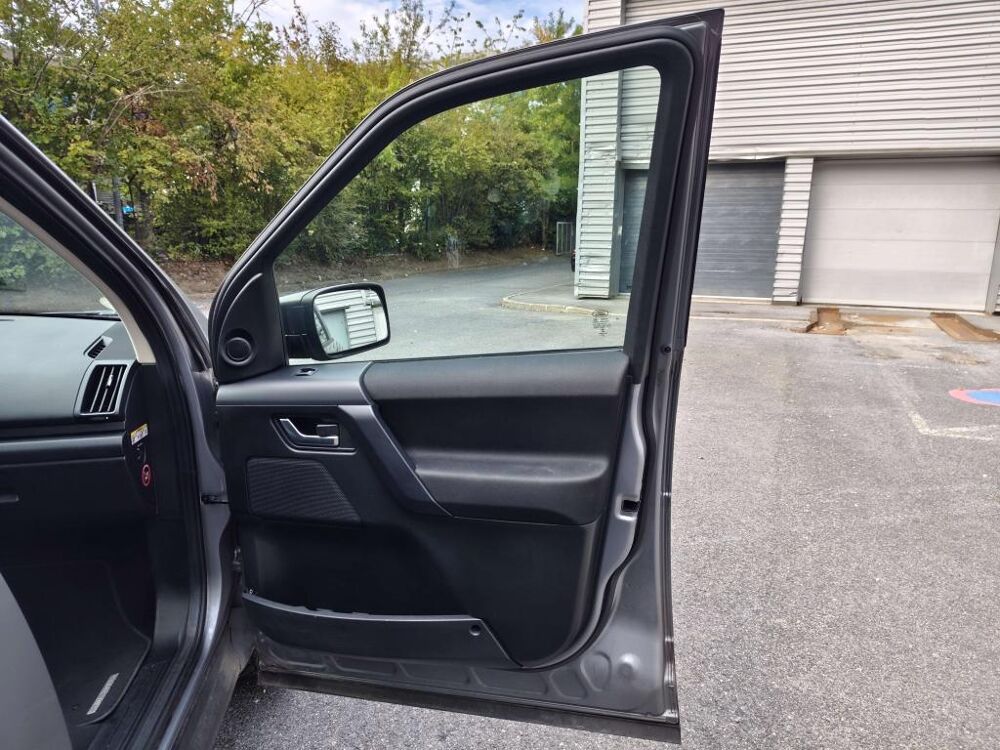 Freelander 2.2 TD4 DPF - BVA - CARPLAY 2013 occasion 77185 Lognes