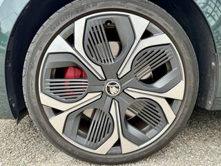 Octavia RS Combi 2.0 TFSI 265 DSG 7 DCC pilot&eacute;es Phase 2 2024 occasion 38330 Montbonnot-Saint-Martin