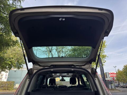 Sc&eacute;nic Grand 1.5 dCi FAP - 110 - BV EDC - 7pl GRAND III MONOSPACE 2013 occasion 77185 Lognes