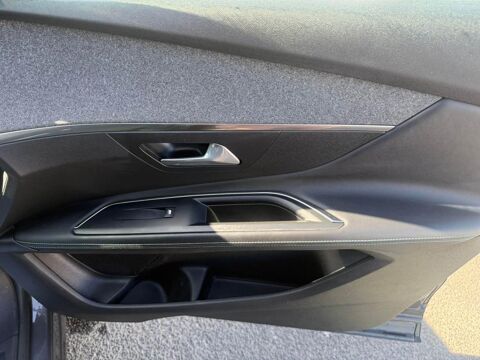 3008 Hybrid - 225 Bva Allure Pack gps + clim + radar AR 2021 occasion 19100 Brive-la-Gaillarde
