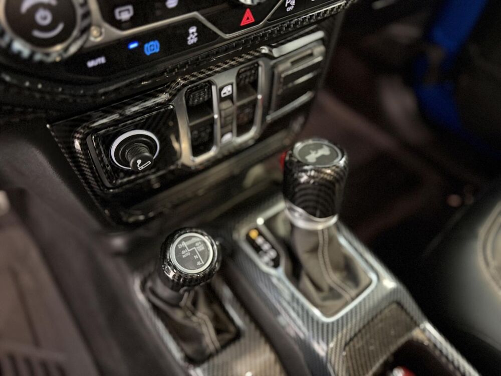 Wrangler 2.0 T 380H 270 4X4 HYBRID PHEV 17.3KWH UNLIMITED OVERLAND AW 2021 occasion 16000 Angoul&ecirc;me