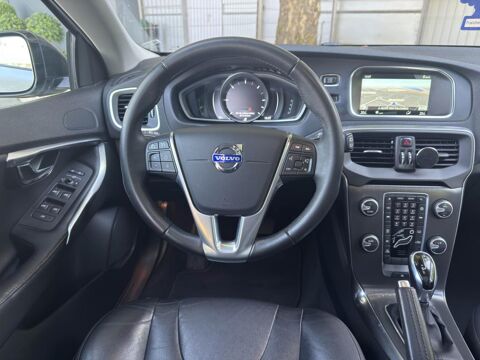 V40 Cross Country D3 - 150 - BVA Geartronic CROSS COUNTRY Summu 2016 occasion 77185 Lognes