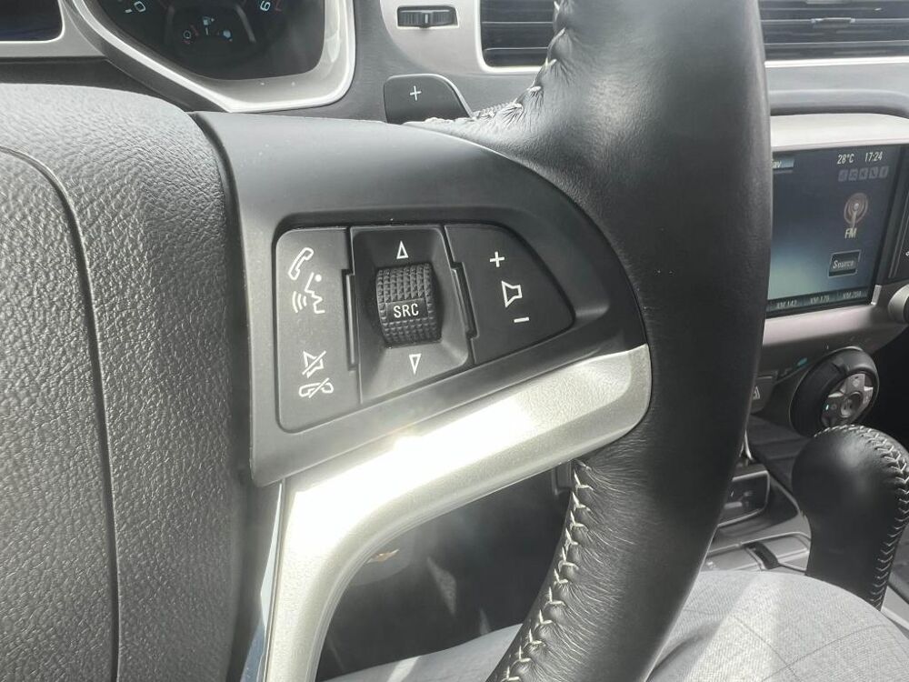 Camaro Coup&eacute; 6.2 V8 - 405CH - BOITE AUTO - TOIT OUVRANT - 7500 KMS 2015 occasion 13760 Saint-Cannat