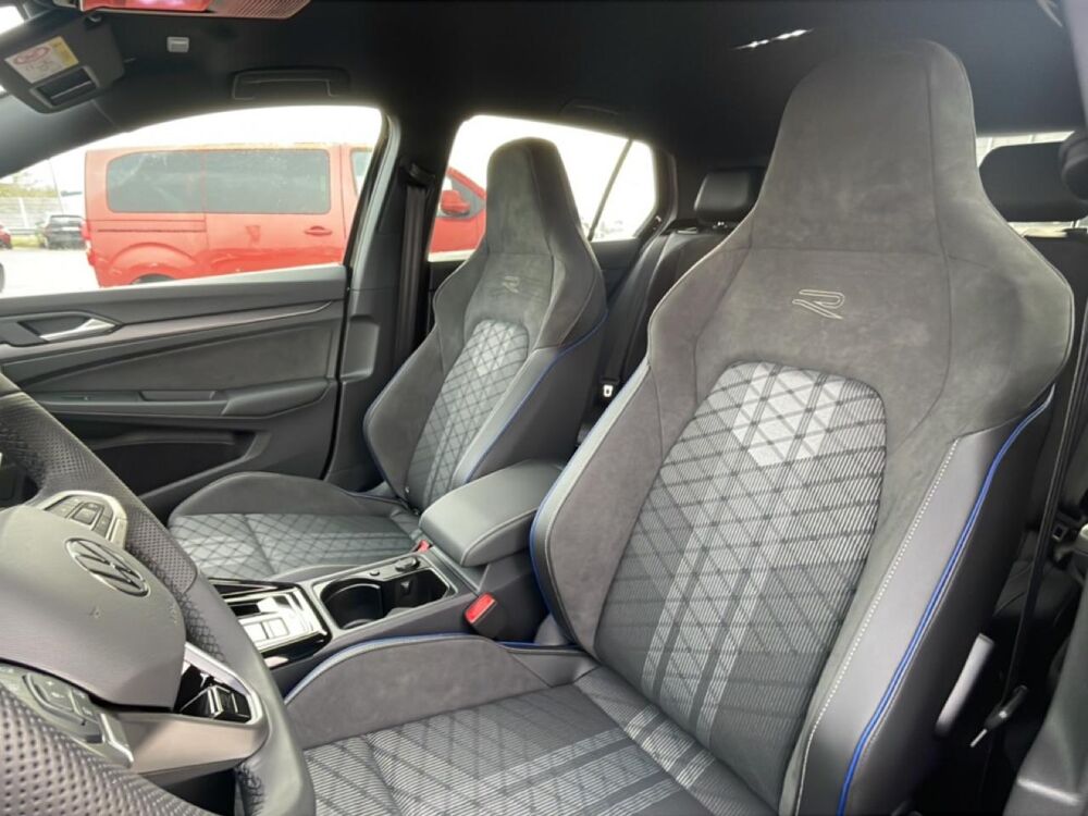 Golf 1.5 etsi evo2 150 r-line dsg7 2026 occasion 33127 Saint-Jean-d'Illac