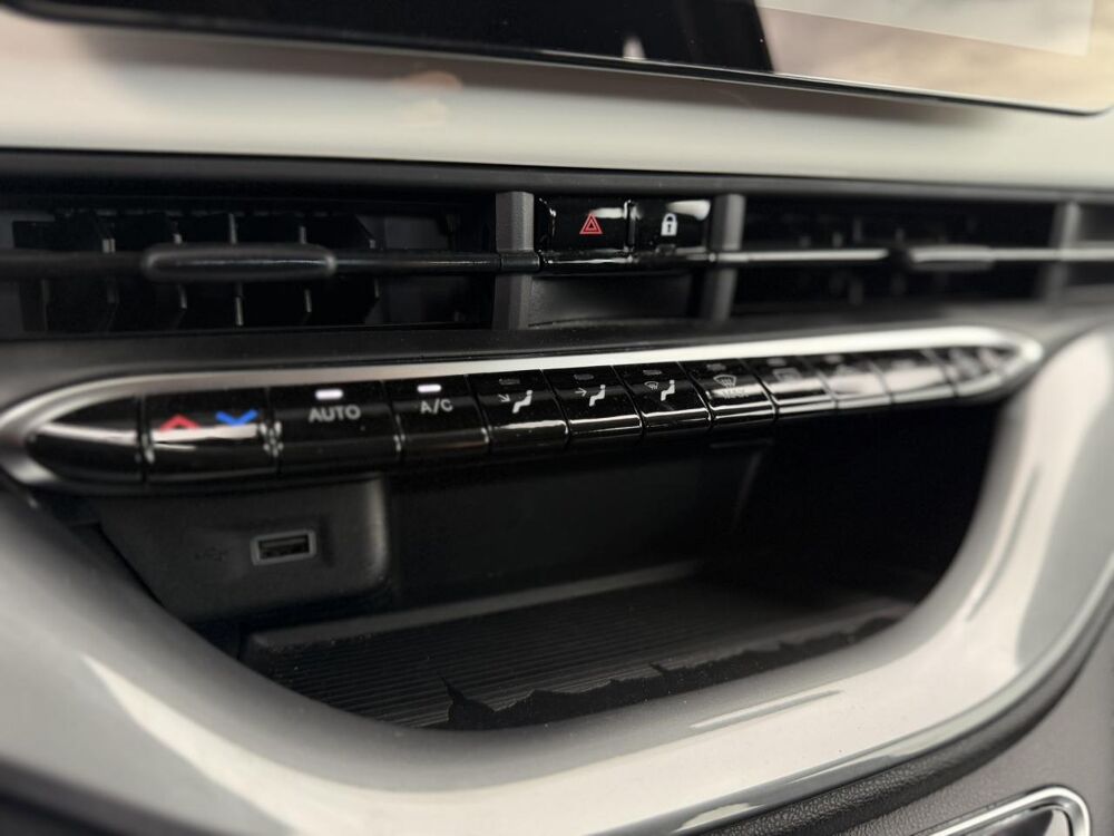 500 Electrique 118ch 42.0kWh Icone - SOH +95% 2023 occasion 35300 Foug&egrave;res