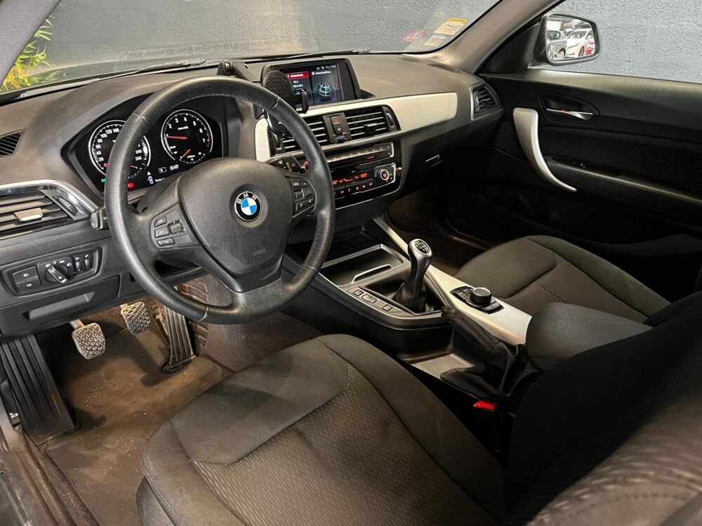 S&eacute;rie 1 116i 1.5 109 CH F21 LCI Lounge - GARANTIE 6 MOIS 2018 occasion 33700 M&eacute;rignac