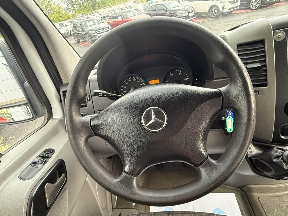 Sprinter 37S 3.5t 311 CDI - 114 Fourgon TVA RECUPERABLE + CLIM 2018 occasion 19100 Brive-la-Gaillarde