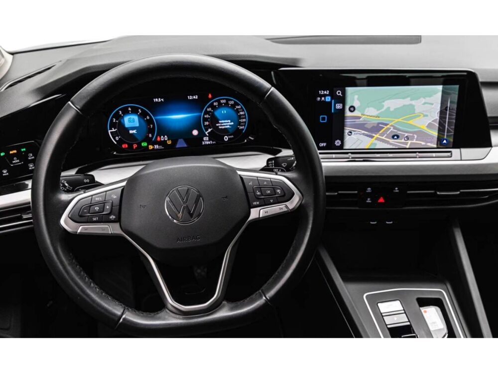 Golf 1.0 eTSI OPF - 110 - BV DSG 7 VIII BERLINE Life Plus PHASE 2023 occasion 78300 Poissy