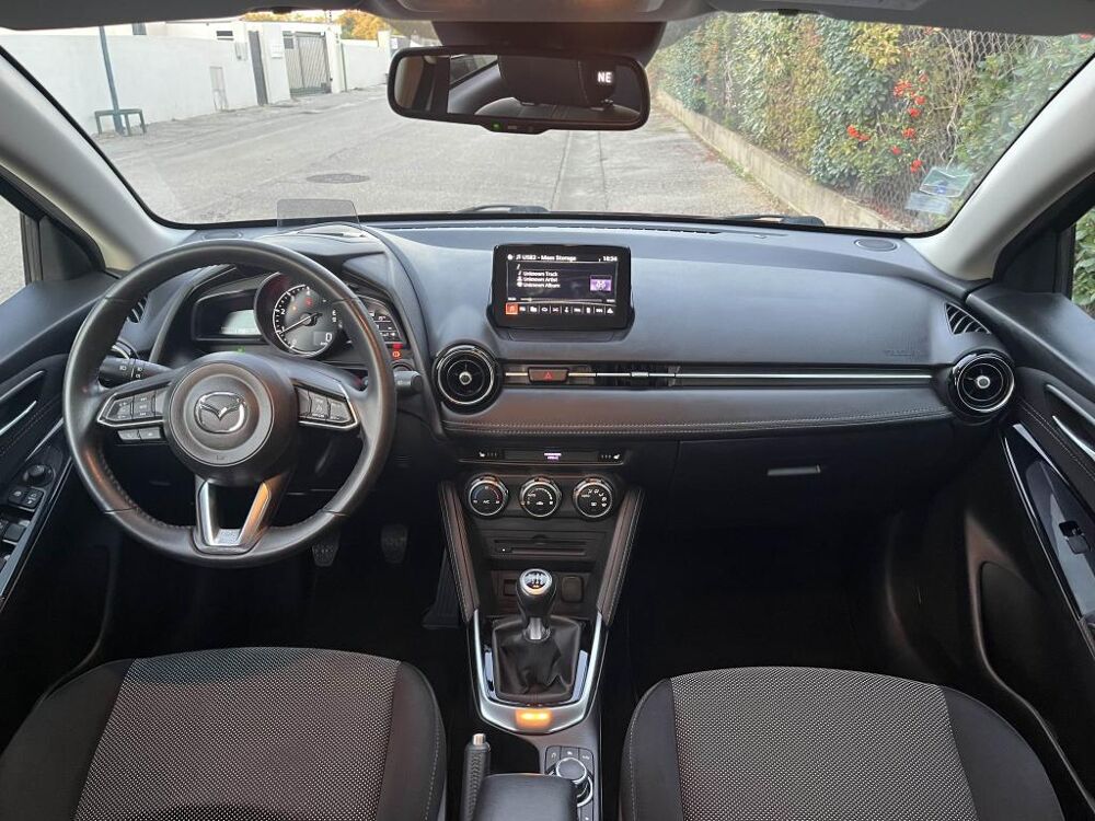 Mazda2 1.5 Skyactiv-G 105CH - HUD - CAMERA - SIEGES CHAUFFANTS - BL 2017 occasion 13760 Saint-Cannat