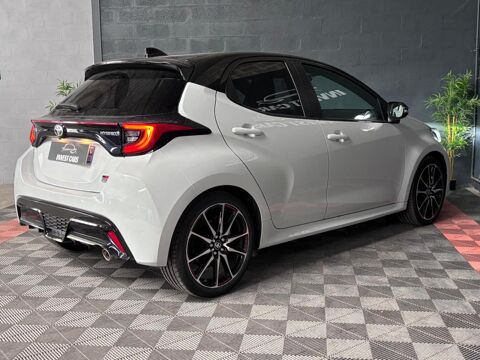 Yaris 1.5 VVTI 116h BV e-CVT (MY22) GR Sport - GARANTIE 6 MOIS MIN 2023 occasion 33700 M&eacute;rignac