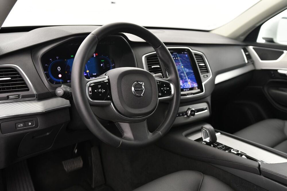 XC90 T8 AWD Hybride Rechargeable 310+145 ch Geartronic 8 7pl Star occasion 17130 Montendre