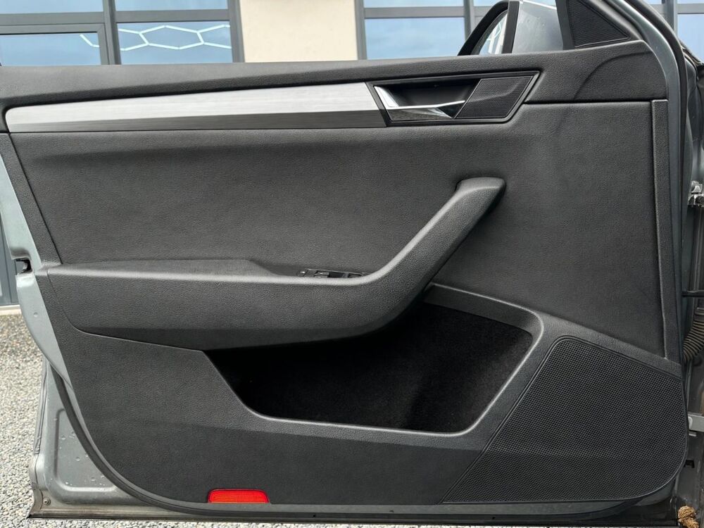 Superb STYLE 2.0 TDI 150 DSG6 PH1 2016 occasion 33127 Saint-Jean-d'Illac