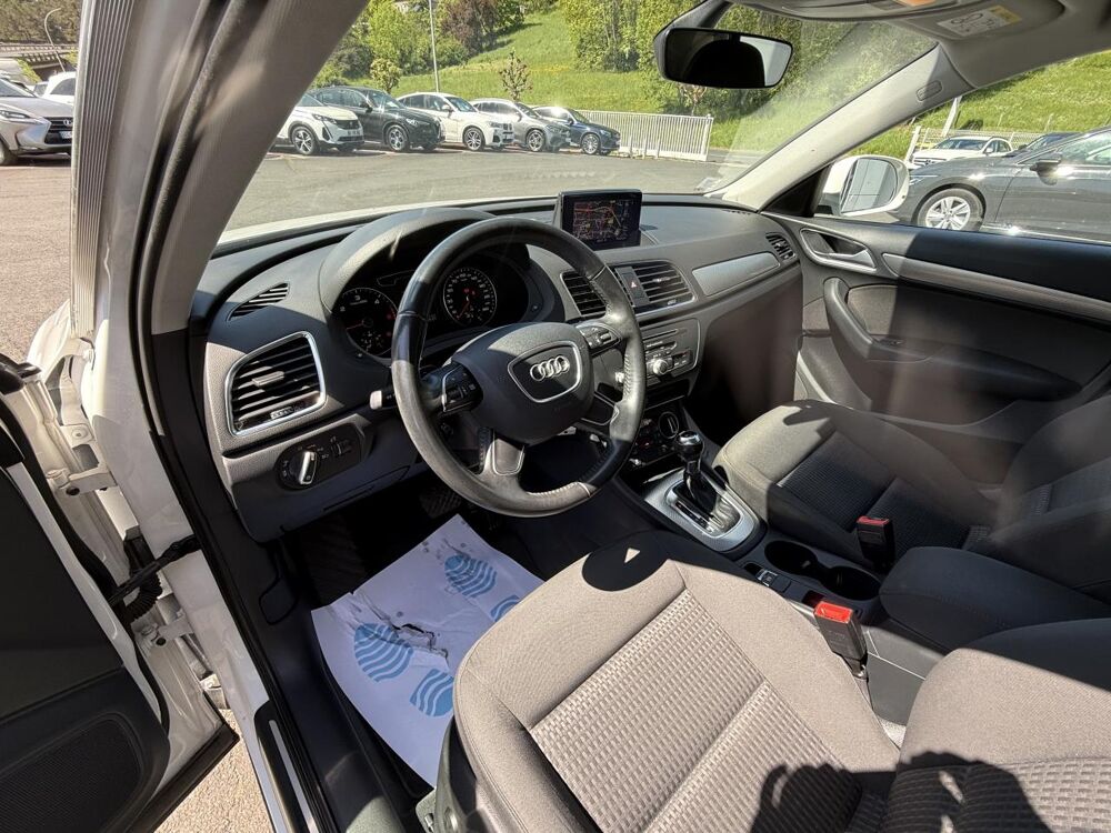 Q3 2.0 TDI - 120 - BV S-tronic Ambiente GPS + RADAR AV/AR + CL 2017 occasion 19100 Brive-la-Gaillarde