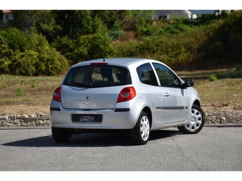 Clio 1.2i 16V - 75 III 2007 occasion 06250 Mougins