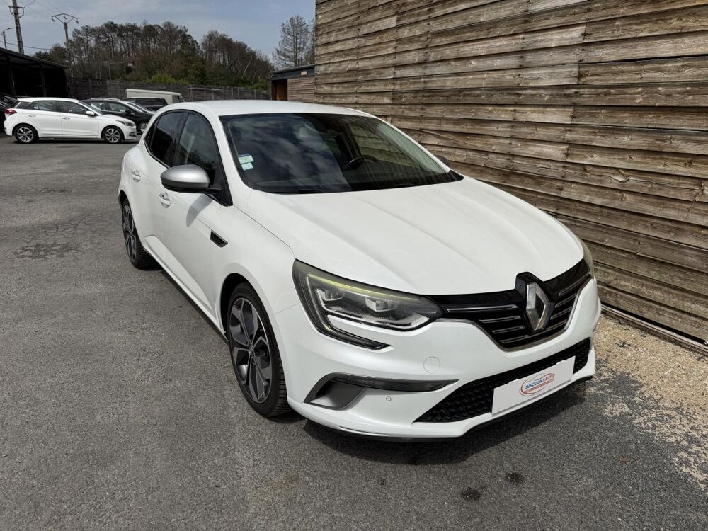 M&eacute;gane 1.2 Energy TCe - 130 IV BERLINE GT Line 2017 occasion 19100 Brive-la-Gaillarde