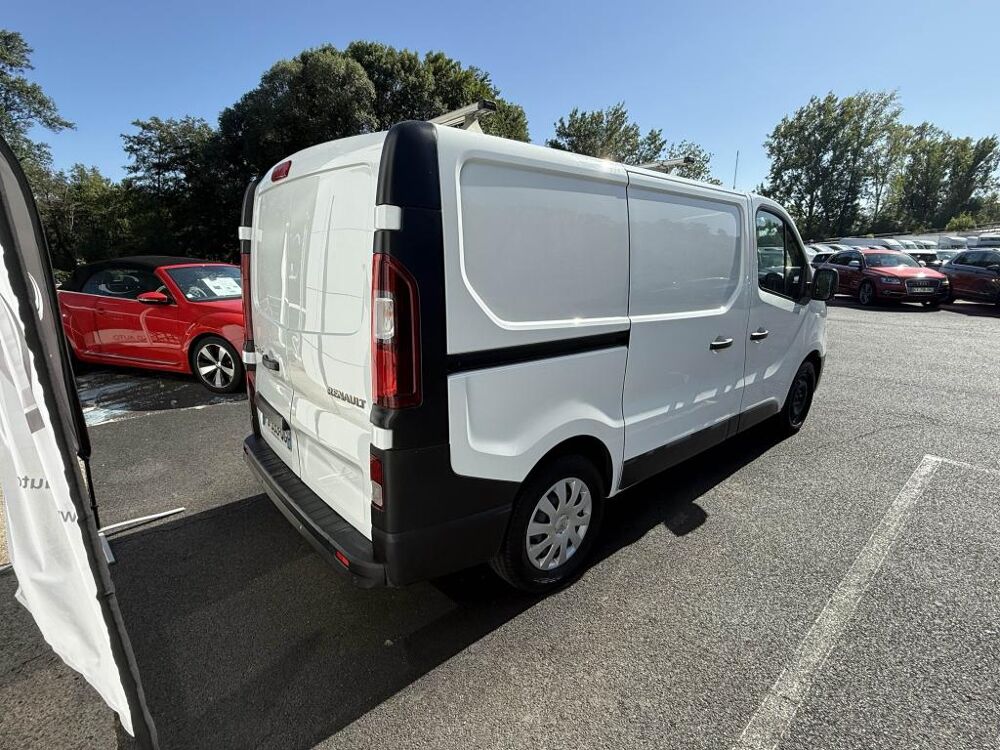 Trafic L1H1 1200 Kg 2.0 dCi - 120 Fourgon Grand Confort TVA RECUPER 2020 occasion 19100 Brive-la-Gaillarde