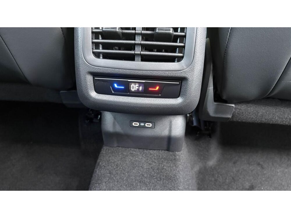 T-ROC 1.5 eTSI 150 DSG R-Line +T.OUVR+GARANTIE 5 ANS+PACK BLACK 2026 occasion 81580 Soual