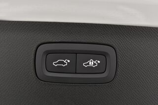 XC90 T8 AWD Hybride Rechargeable 310+145 ch Geartronic 8 7pl Star occasion 17130 Montendre