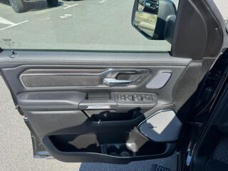 RAM 1500 CREW LAIE SPORT NIGHT EDITION AIR 2025 occasion 91830 Le Coudray-Montceaux