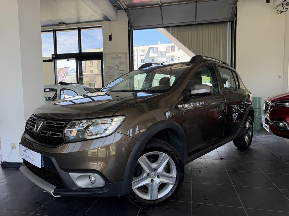 Sandero 0.9 TCe - 90 II Stepway PHASE 2 / CAMERA DE RECUL / CLIM 2018 occasion 38400 Saint-Martin-d'H&egrave;res