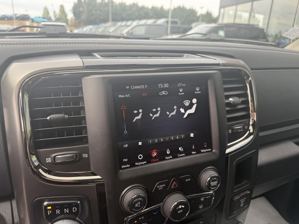 RAM 1500 CREW SPORT CLASSIC 2019 occasion 91830 Le Coudray-Montceaux