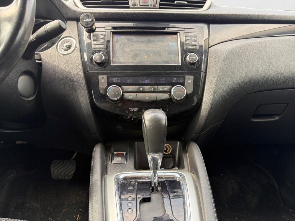 Qashqai 1.6 dCi FAP - 130 - BV X-Tronic (BOITE AUTO/toit pano/CAMERA 2016 occasion 13400 Aubagne