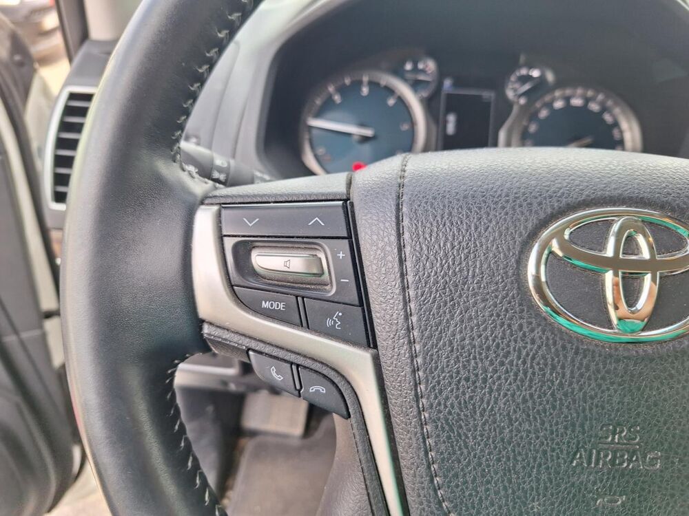 Land Cruiser 177 D-4D - BVA L&eacute;gende 2018 occasion 56850 Caudan