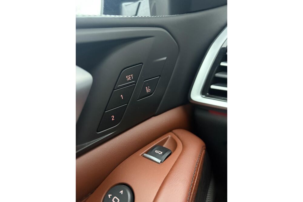 X5 BMW M50d xDrive 400ch BVA8 B&W 360&deg; Cuir Suivi BMW 2019 occasion 78760 Jouars-Pontchartrain