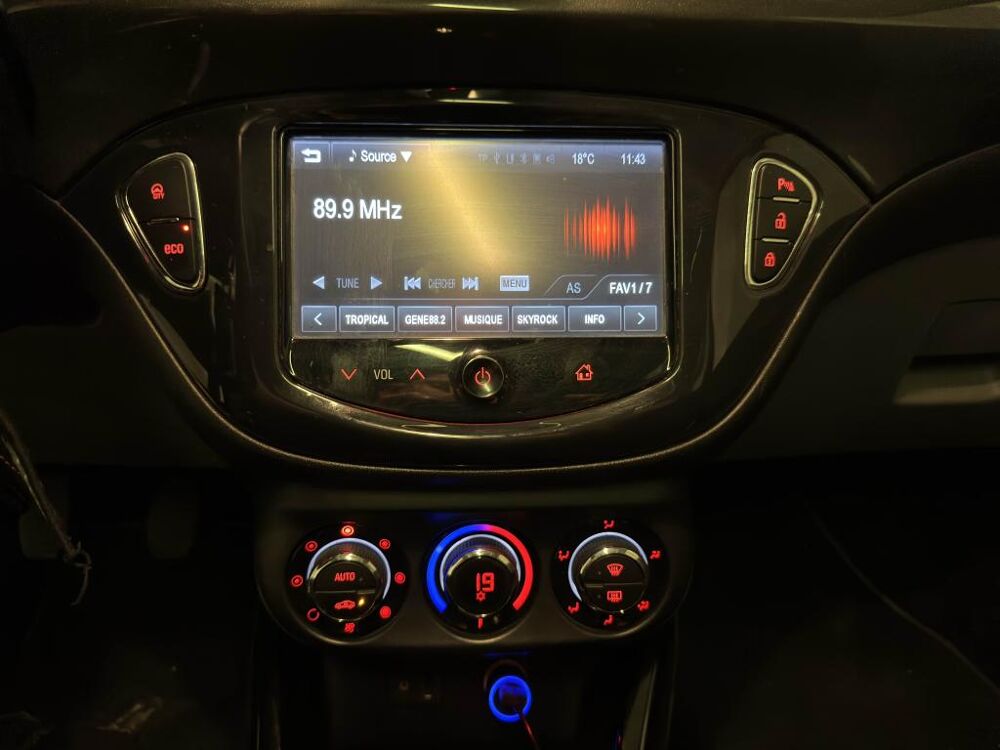 Corsa 1.4i Turbo - 100 S&S E BERLINE Cosmo 2015 occasion 77185 Lognes