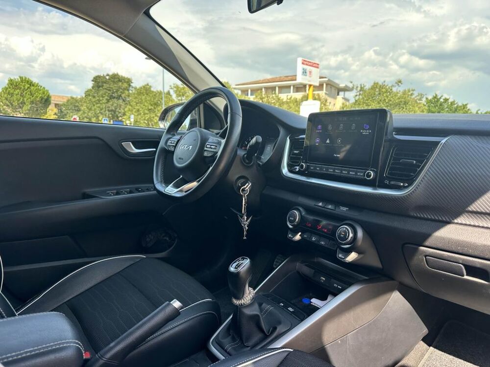 Stonic GT LINE MHEV 120ch - CAMERA - CARPLAY - 1ERE MAIN 2023 occasion 13760 Saint-Cannat